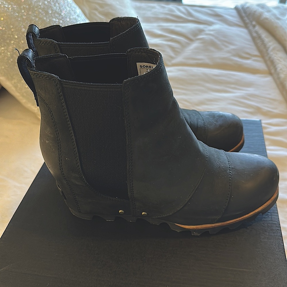Sorel Lea Black / quarry wedge